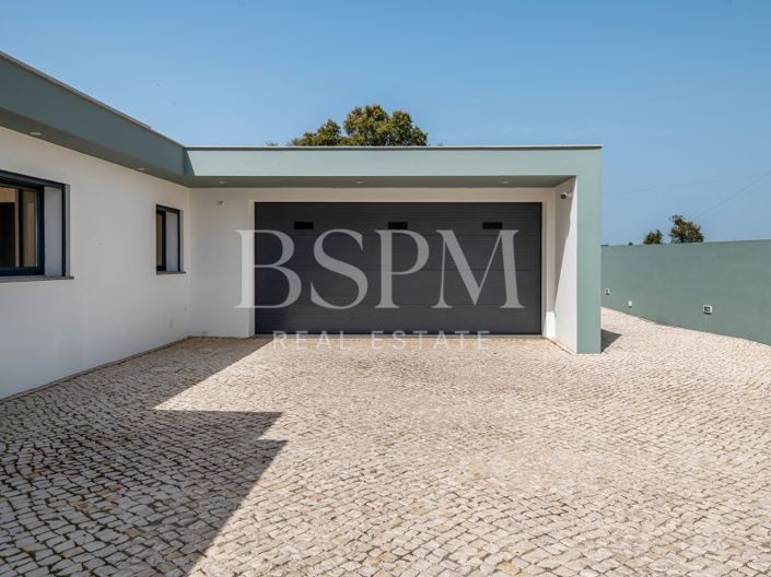 Image No.59-4 Bed Villa for sale