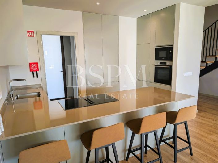 Image No.16-3 Bed House for sale