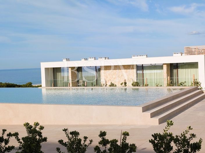 Image No.7-3 Bed Apartment for sale