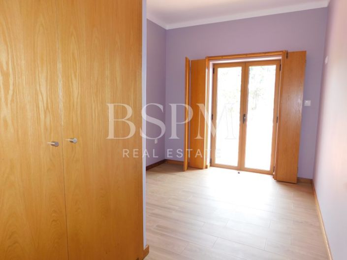 Image No.21-4 Bed House for sale