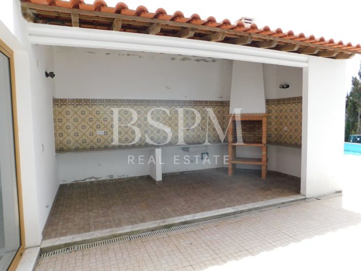 Image No.9-4 Bed House for sale