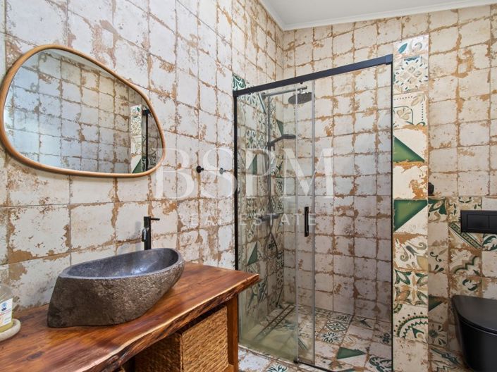 Image No.17-3 Bed House for sale