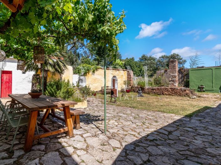 Image No.36-3 Bed House for sale