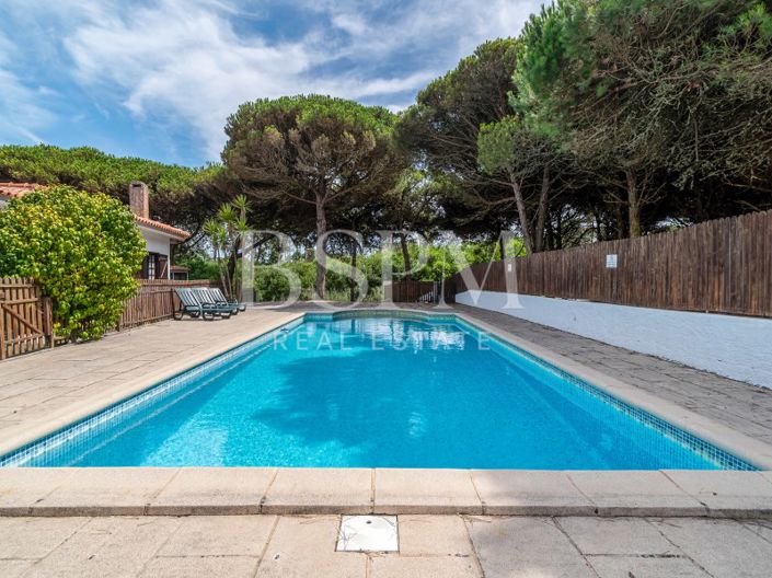 Image No.4-5 Bed Villa for sale