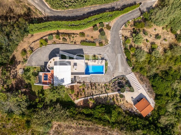 Image No.57-3 Bed Villa for sale