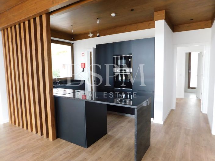 Image No.8-3 Bed Villa for sale
