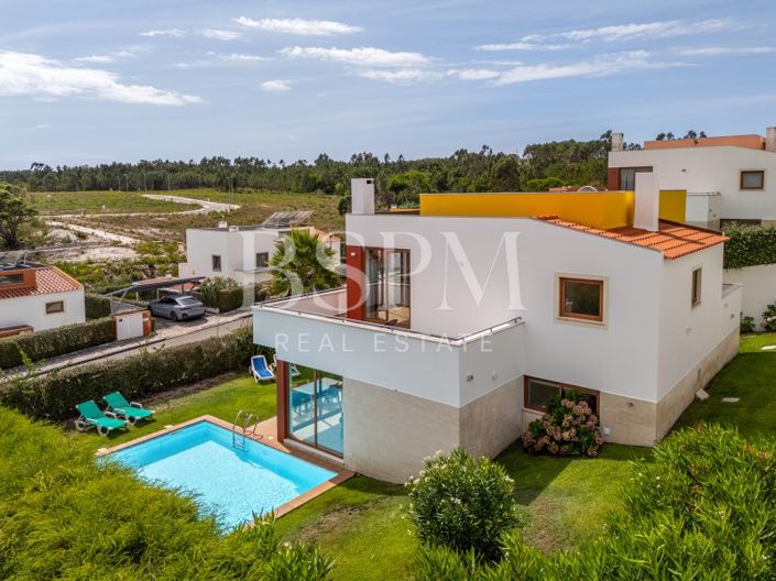 Image No.2-3 Bed Villa for sale