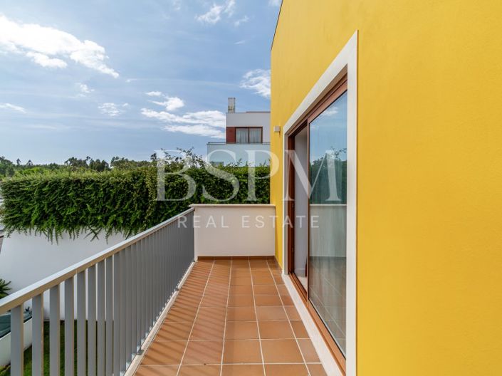Image No.24-3 Bed Villa for sale