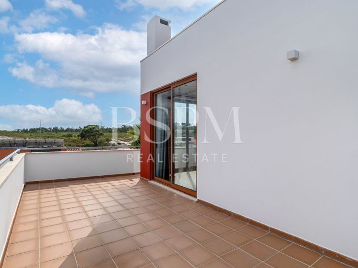 Image No.41-3 Bed Villa for sale