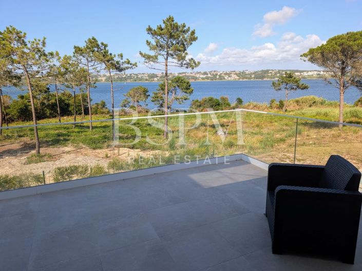 Image No.13-4 Bed House for sale