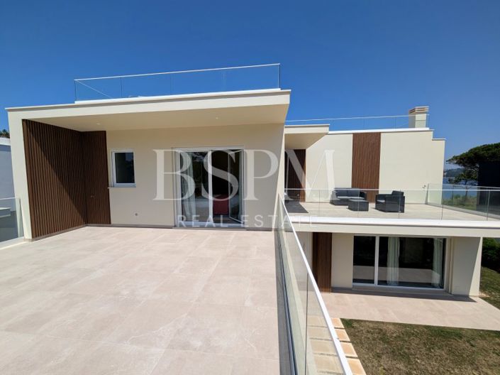 Image No.19-4 Bed House for sale