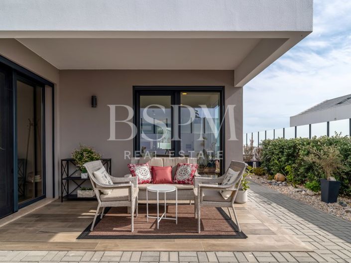 Image No.32-3 Bed House for sale