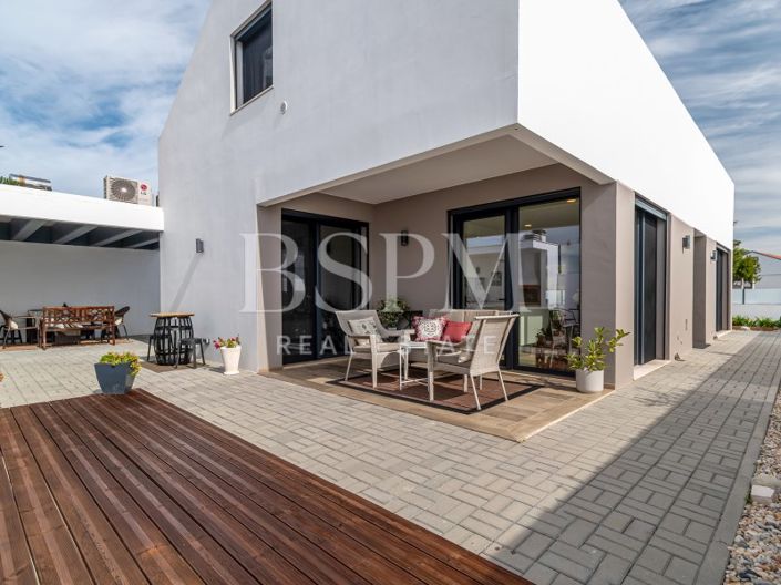 Image No.33-3 Bed House for sale