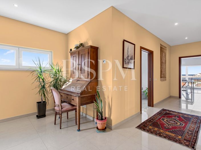 Image No.23-4 Bed House for sale