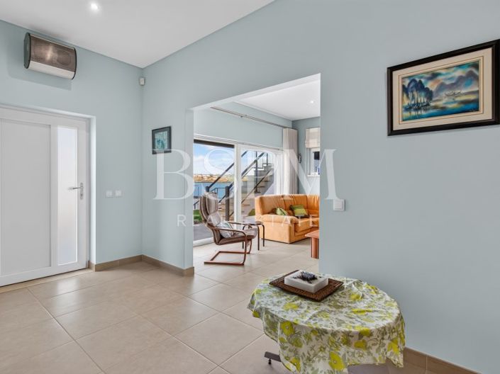 Image No.38-4 Bed House for sale