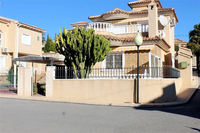 Image No.1-Villa de 2 chambres à vendre à Villamartin
