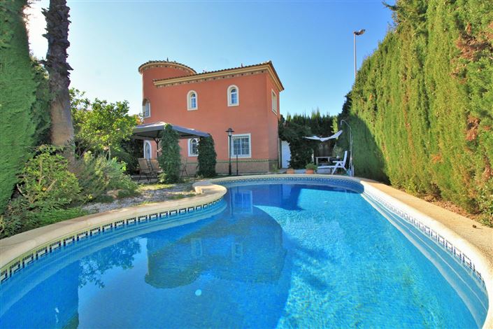 Image No.1-Villa de 4 chambres à vendre à Playa Flamenca