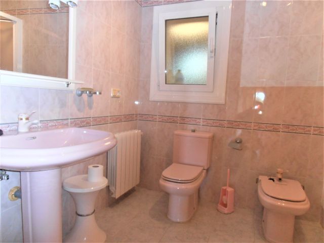 Image No.14-4 Bed Villa for sale