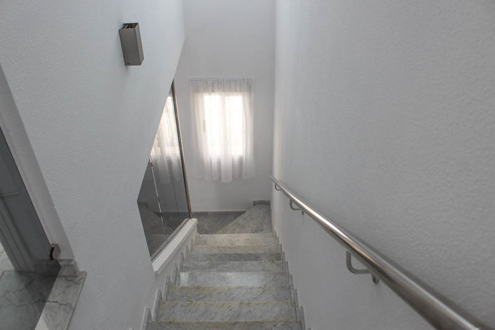 Image No.13-3 Bed Townhouse for sale