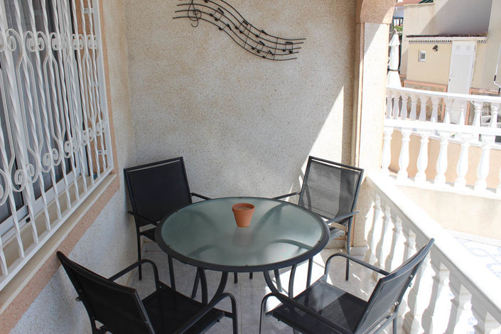 Image No.25-3 Bed Townhouse for sale