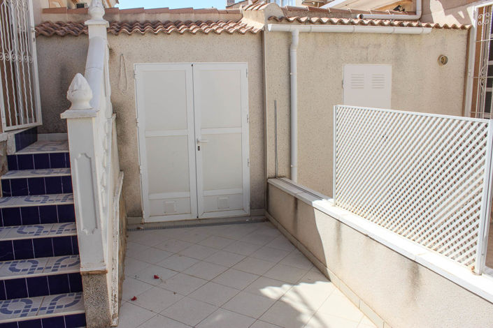 Image No.29-3 Bed Townhouse for sale