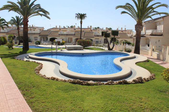 Image No.31-3 Bed Townhouse for sale