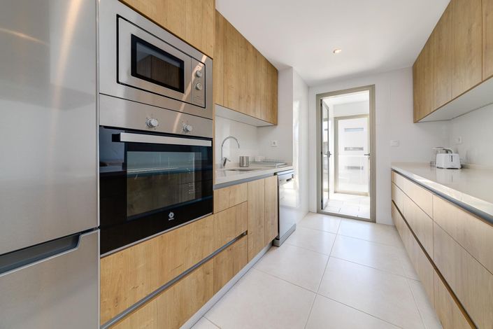 Image No.13-3 Bed Apartment for sale