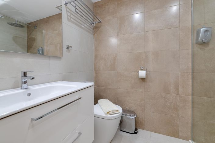 Image No.20-3 Bed Apartment for sale