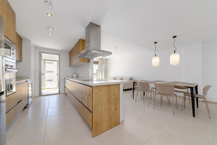 Image No.3-3 Bed Apartment for sale