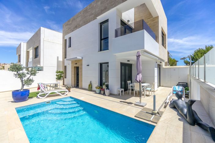 Image No.1-Villa de 3 chambres à vendre à Orihuela Costa