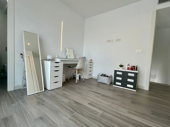 Image No.15-3 Bed Villa for sale