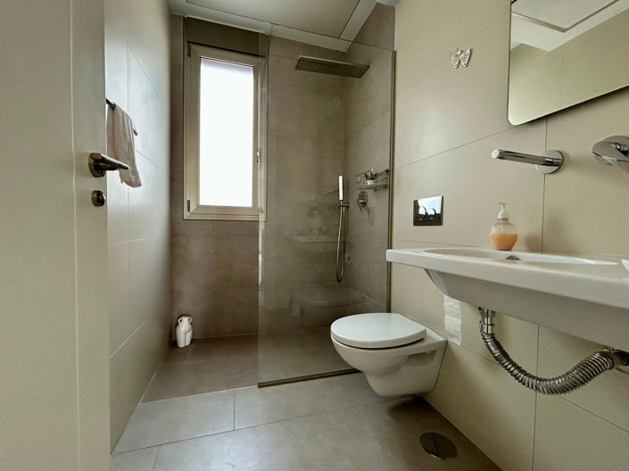 Image No.16-3 Bed Villa for sale