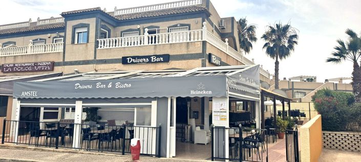 Image No.1-Commercial à vendre à Villamartin