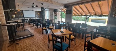 commercial-villamartin-spsdx202-13