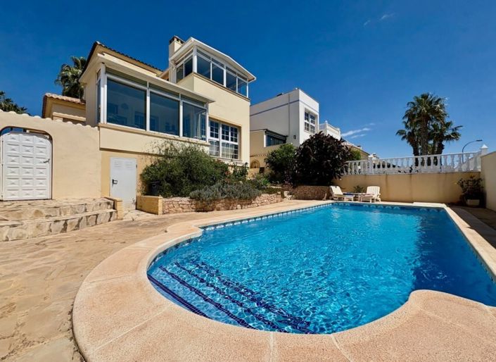 Image No.1-2 Bed Villa for sale