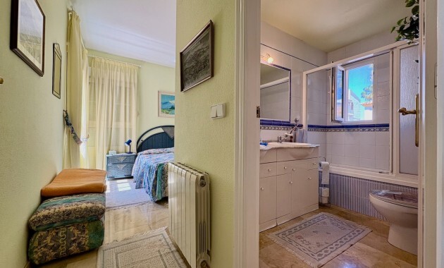 Image No.11-2 Bed Villa for sale