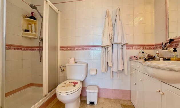 Image No.13-2 Bed Villa for sale