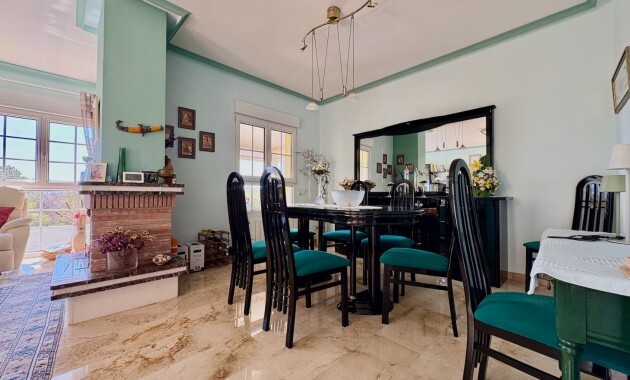 Image No.5-2 Bed Villa for sale