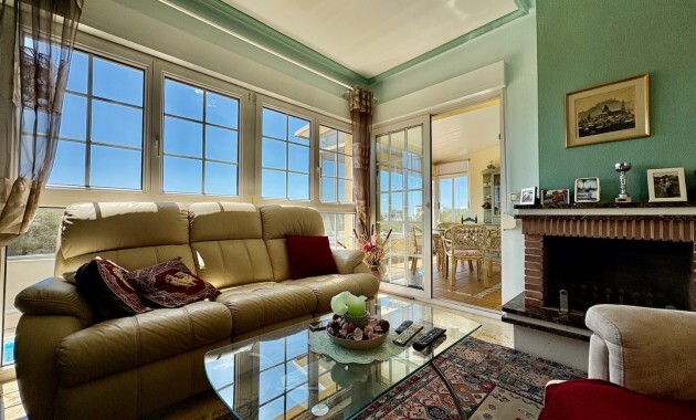 Image No.7-2 Bed Villa for sale