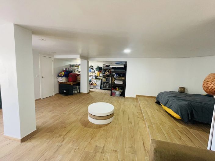 Image No.9-3 Bed Villa for sale