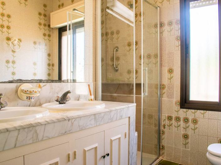 Image No.22-5 Bed Villa for sale