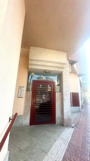 Image No.3-2 Bed Property for sale