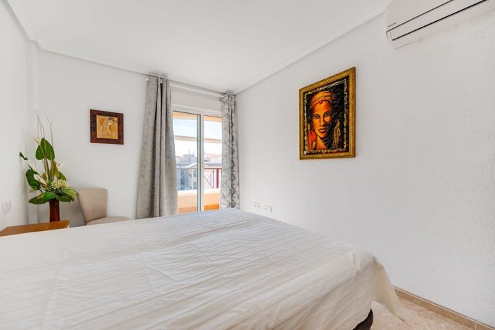 Image No.11-3 Bed Apartment for sale