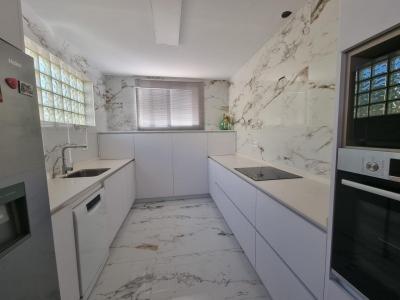 Image No.10-2 Bed Villa for sale