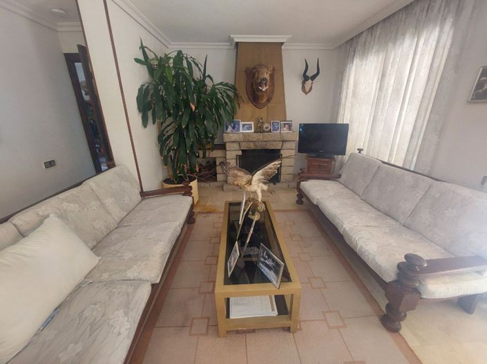 Image No.25-5 Bed Villa for sale