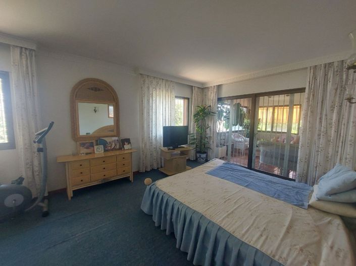 Image No.33-5 Bed Villa for sale