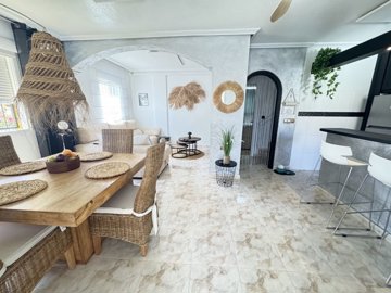 quad-house-villamartin-spsdx715-6