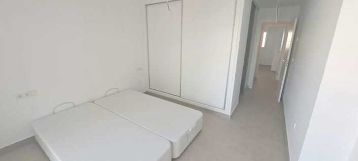 Image No.15-2 Bed Apartment for sale