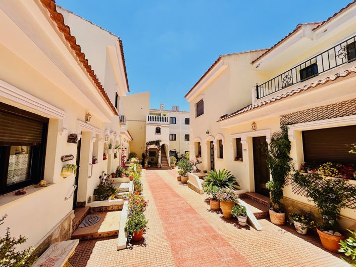 Image No.2-Appartement de 2 chambres à vendre à Ciudad Quesada