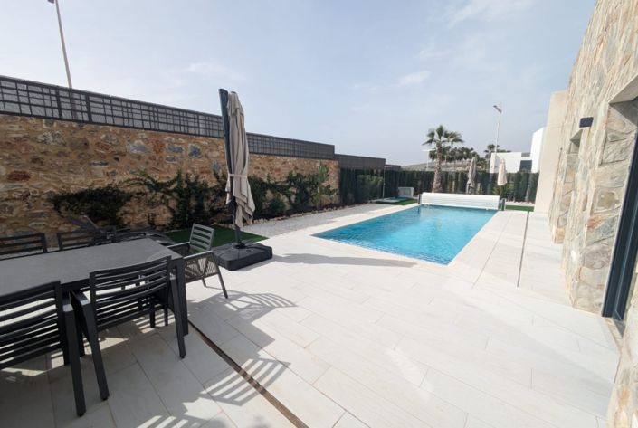 Image No.11-3 Bed Villa for sale